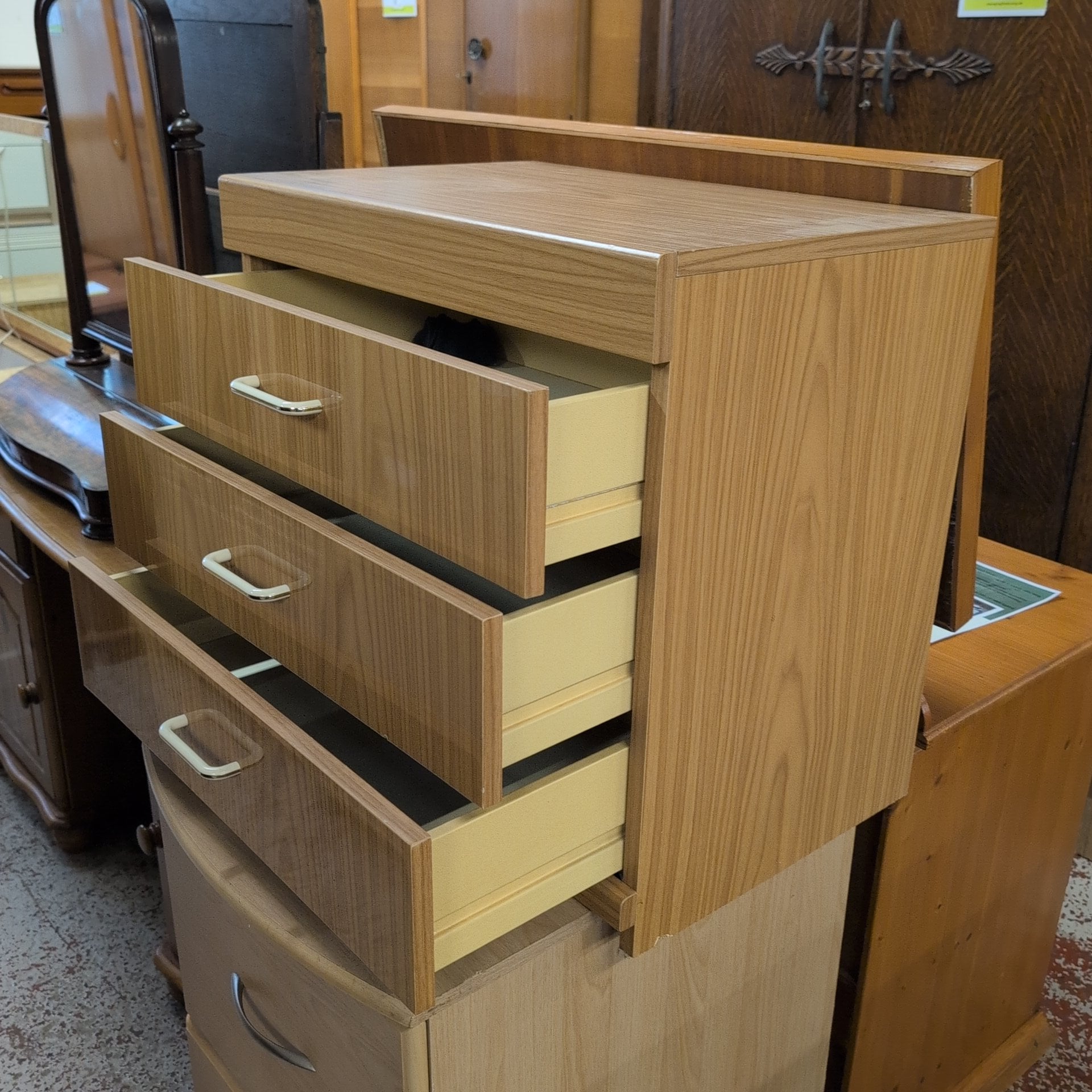 Bedside cabinet